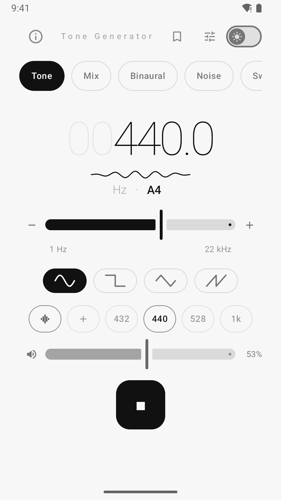 A 440 Hz tone playing, with wave shapes, effects and pinned frequencies
